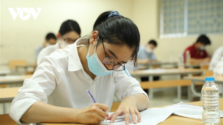 Học sinh đến khám, nhập viện vì sức khỏe tâm thân tăng 3-4 lần trong mùa thi